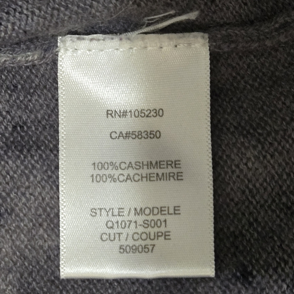 EQUIPMENT FEMME 100% Cashmere Gray Blue Floral Sweater Snake Print Sleeves Large - Picture 14 of 16